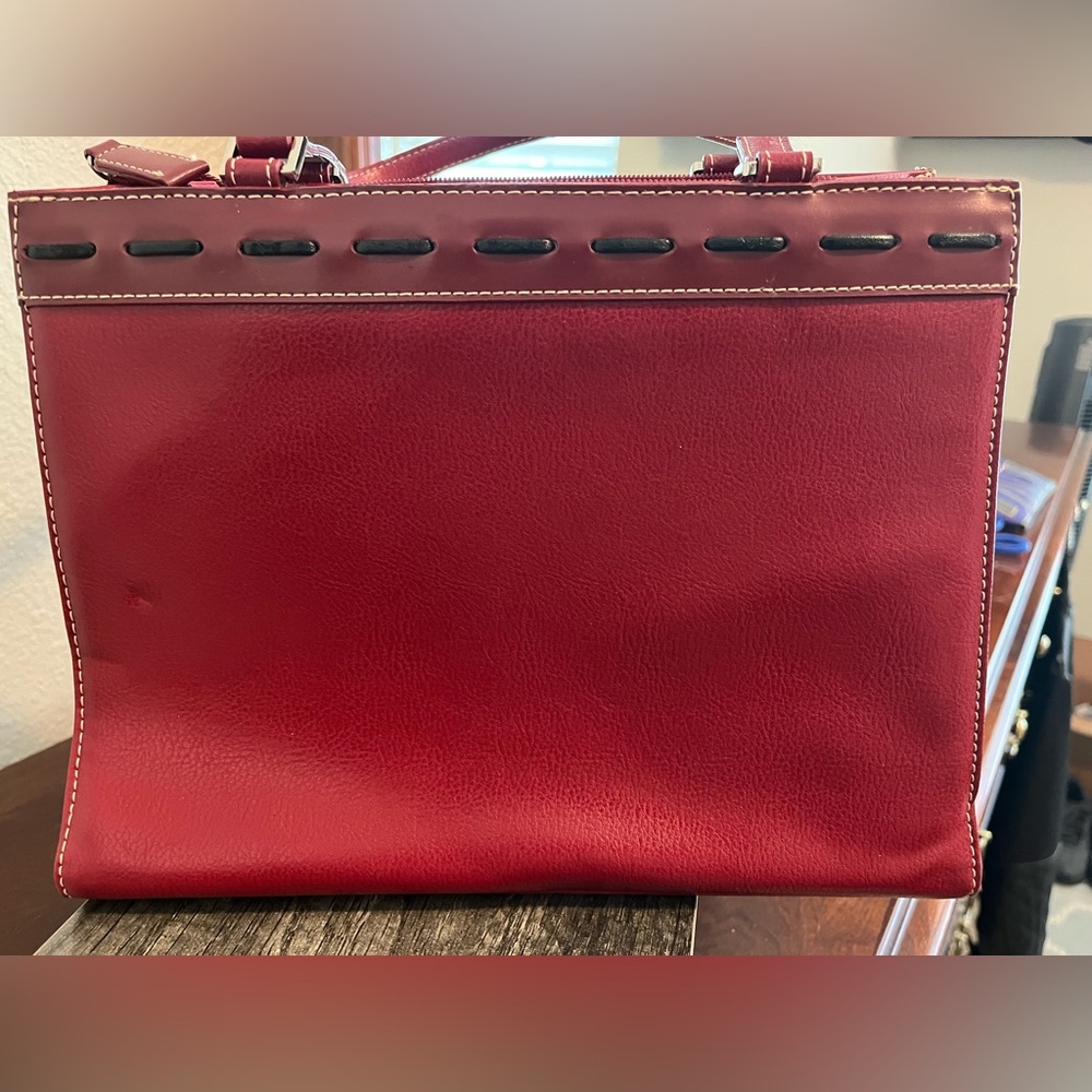 Kate Spade Red Shoulder Bag with Textured Finish - Picture 7 of 11